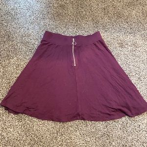 Women’s front zip skater skirt